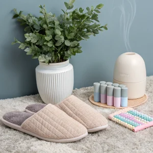 Personal Care Samples + Ceramic Vase + Cosy Slippers + Aromatherapy Diffuser Bundle